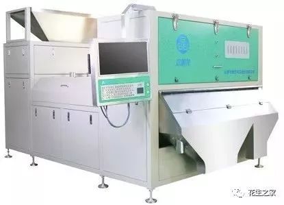 安晶龙 履带花生色选机的开创者
